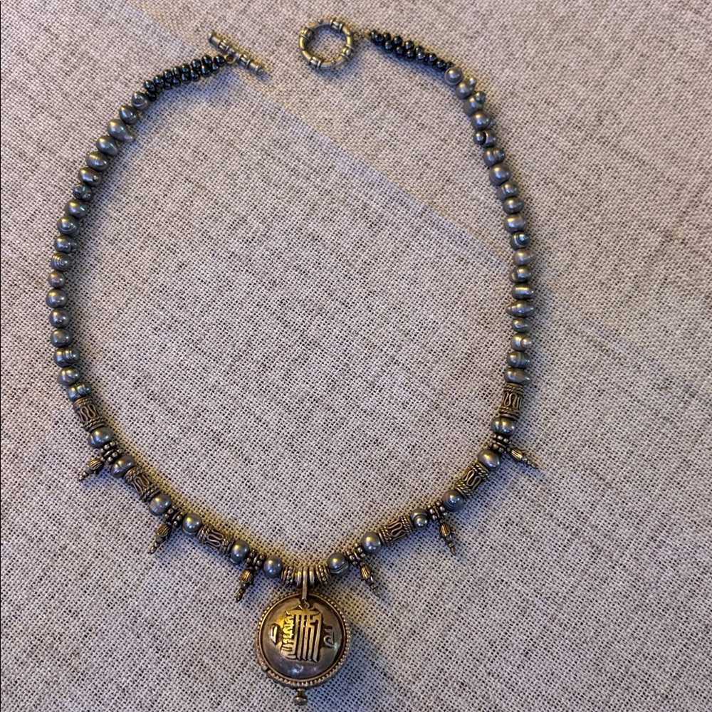 Artisan beaded necklace sun face charm - boho celestial box-style pendant - Picture 4 of 5